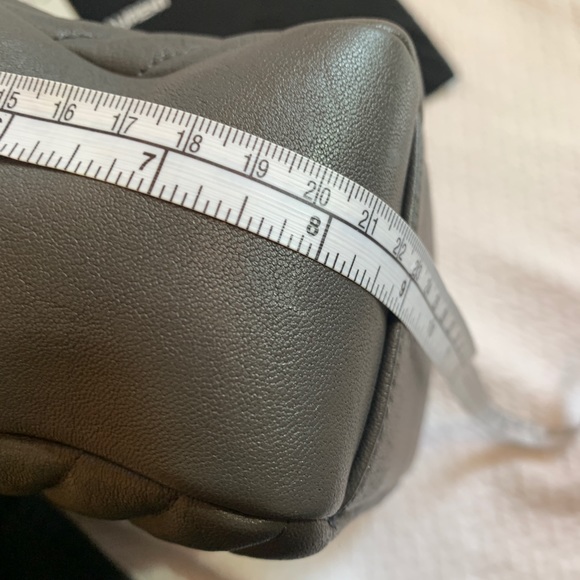 ♥️SOLD♥️ YSL Quilted Leather Large College Bag - Picture 14 of 16